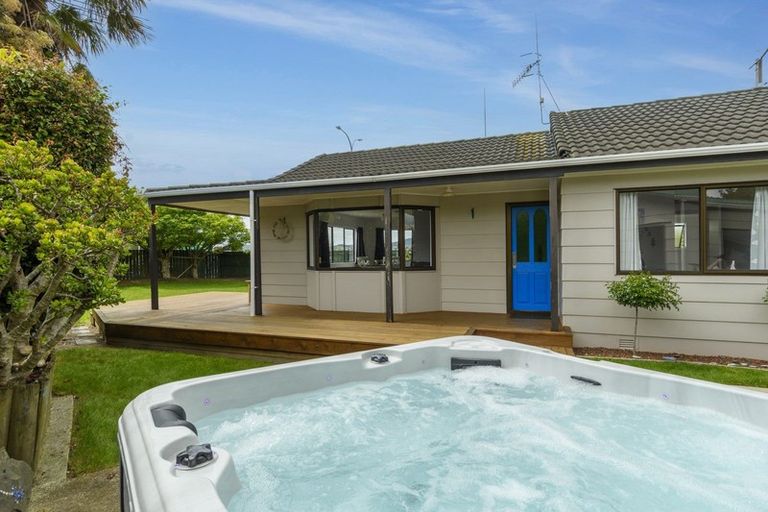 Photo of property in 38 Wickham Place, Hairini, Tauranga, 3112