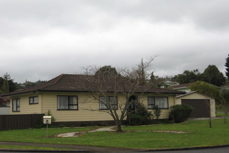 Photo of property in 64 Redcrest Avenue, Red Hill, Papakura, 2110
