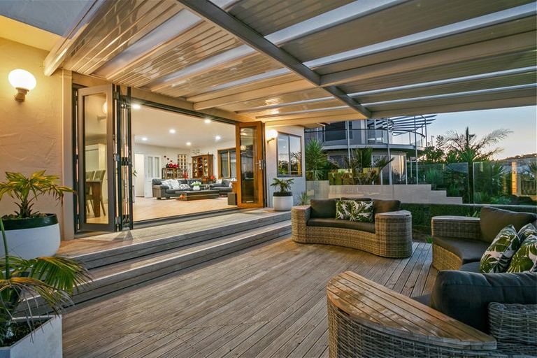 Photo of property in 46 Whiteley Street, Moturoa, New Plymouth, 4310