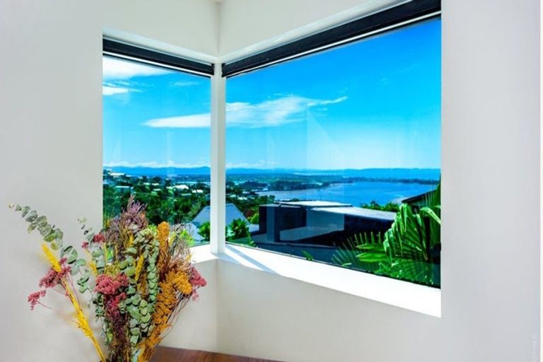 Photo of property in 11 Toledo Place, Mount Pleasant, Christchurch, 8081