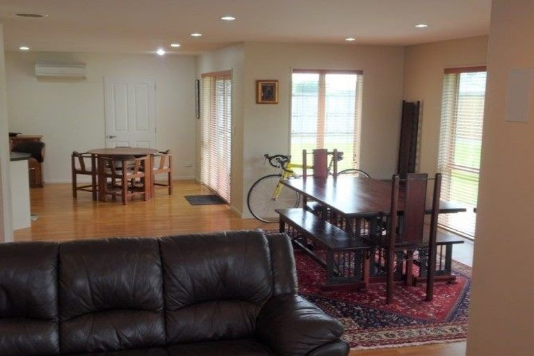 Photo of property in 16 Ridgeway Drive, Greymouth, 7805