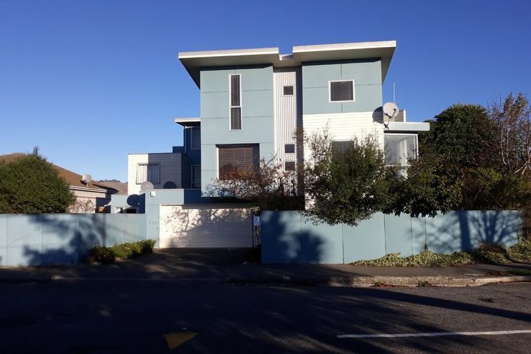 Photo of property in 1/2 Boon Street, Sydenham, Christchurch, 8023