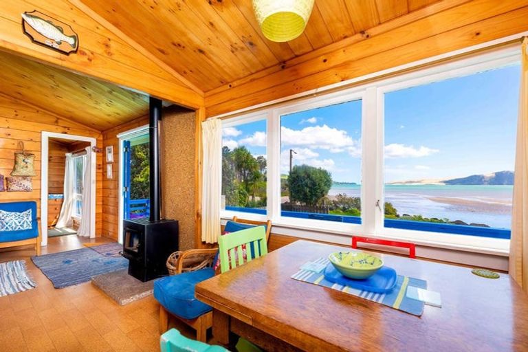 Photo of property in 24 Koutu Beach Road, Opononi, Kaikohe, 0473