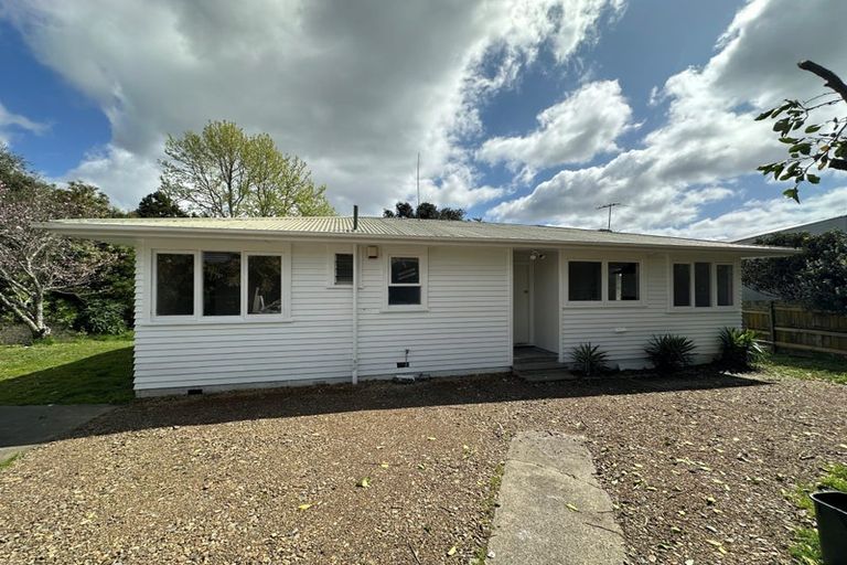 Photo of property in 61 Barrys Road, Glendene, Auckland, 0602