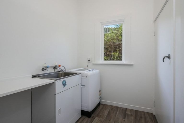 Photo of property in 33 Beach Street, Saint Clair, Dunedin, 9012