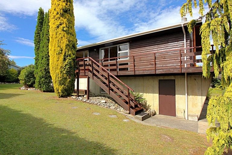 Photo of property in 25 Duncan Street, Te Anau, 9600