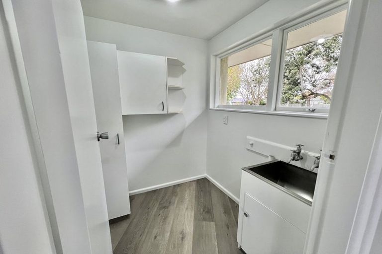 Photo of property in 16 Sarabande Avenue, Redwood, Christchurch, 8051