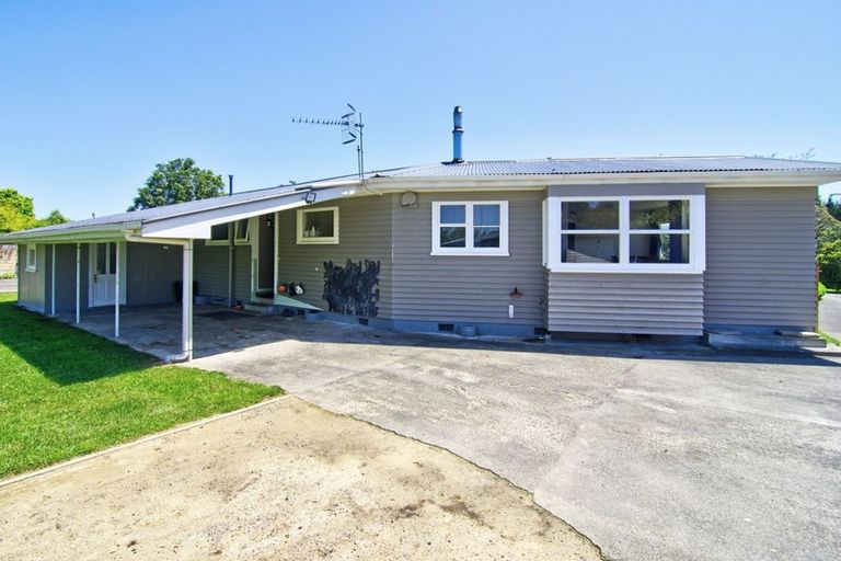 Photo of property in 8 Hughan Place, Carterton, 5713