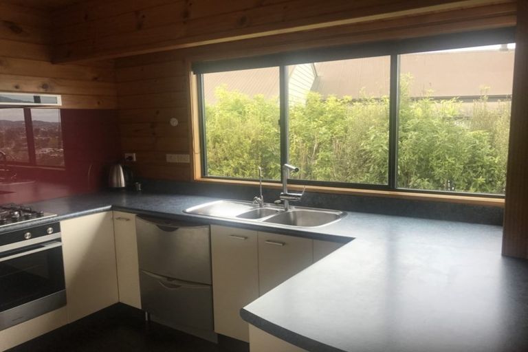 Photo of property in 123 Luckens Road, West Harbour, Auckland, 0618