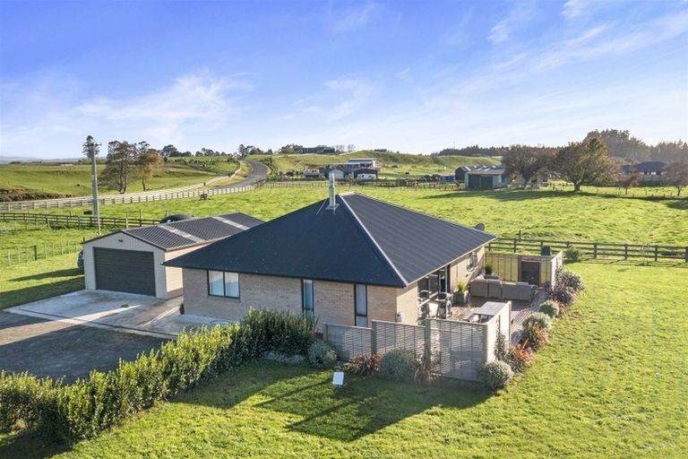 Photo of property in 10 Taumata Road, Pyes Pa, Tauranga, 3173