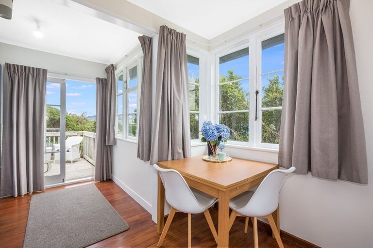 Photo of property in 3 Mitchell Grove, Ranui, Porirua, 5024