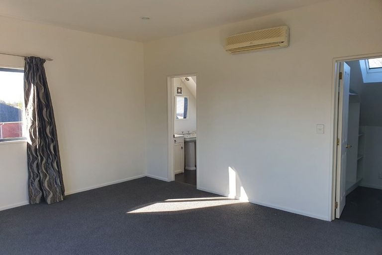 Photo of property in 18a Mclellan Place, Ilam, Christchurch, 8041