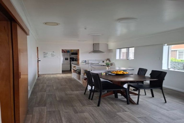 Photo of property in 58 Weraroa Road, Levin, 5510