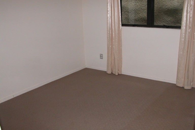 Photo of property in 132 Aro Street, Aro Valley, Wellington, 6021