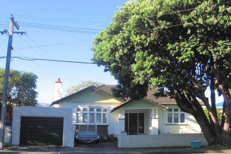 Photo of property in 5 Tui Street, Alicetown, Lower Hutt, 5010