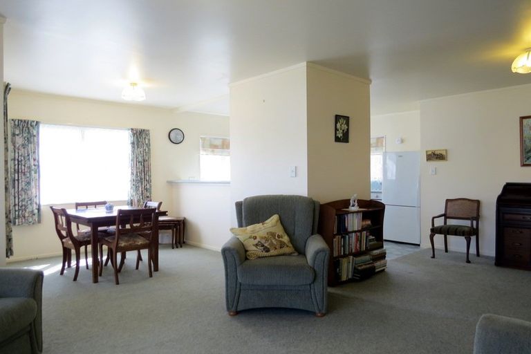 Photo of property in 5 Allman Drive, Coromandel, 3506