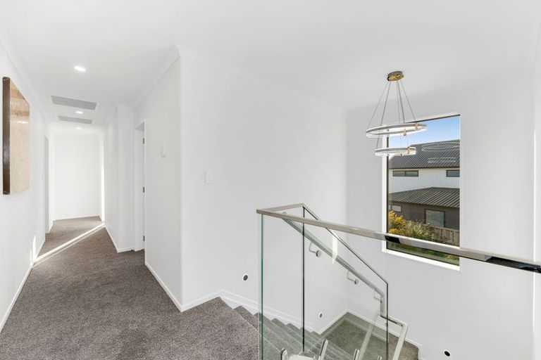 Photo of property in 13 Cyperus Street, Flat Bush, 2019