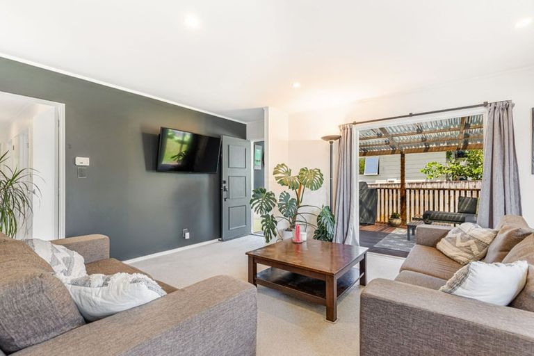 Photo of property in 34b Ranui Station Road, Ranui, Auckland, 0612