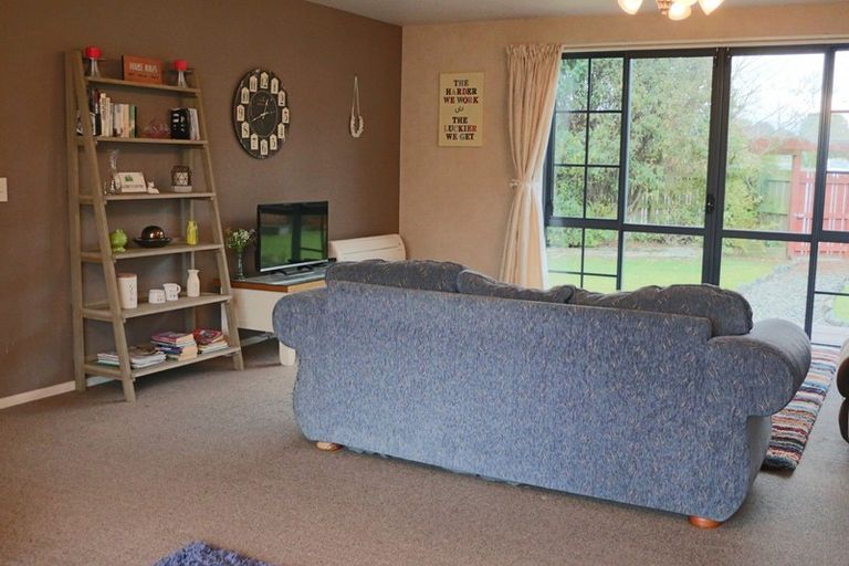 Photo of property in 11 Pitman Place, Waimate, 7924