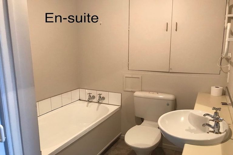 Photo of property in Hagley Mews, 6/454 Hagley Avenue, Christchurch Central, Christchurch, 8011