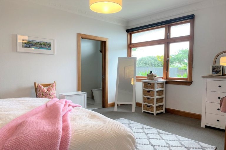 Photo of property in 56 Guy Avenue, Takaro, Palmerston North, 4410