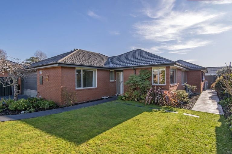 Photo of property in 7 Piper Lane, Beckenham, Christchurch, 8023