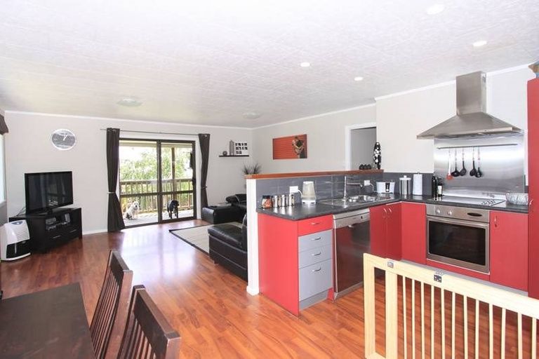 Photo of property in 64b Tiri Road, Manly, Whangaparaoa, 0930