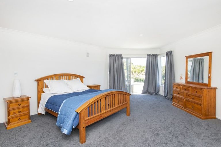 Photo of property in 33 Sirrah Street, Okitu, Gisborne, 4010