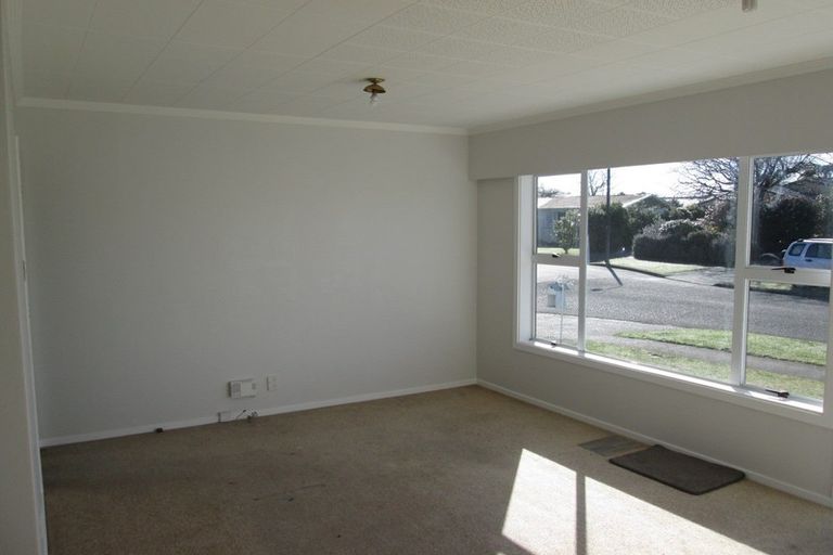 Photo of property in 9 Edwards Place, Terrace End, Palmerston North, 4410