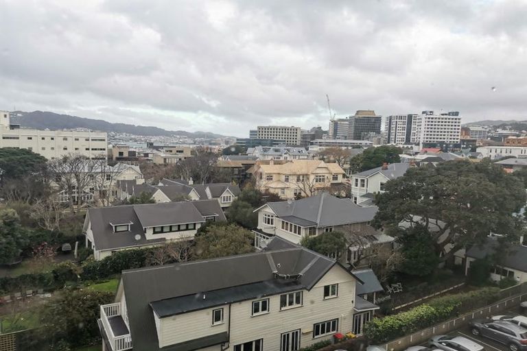 Photo of property in Hobson Court Flats, 55/70 Hobson Street, Thorndon, Wellington, 6011