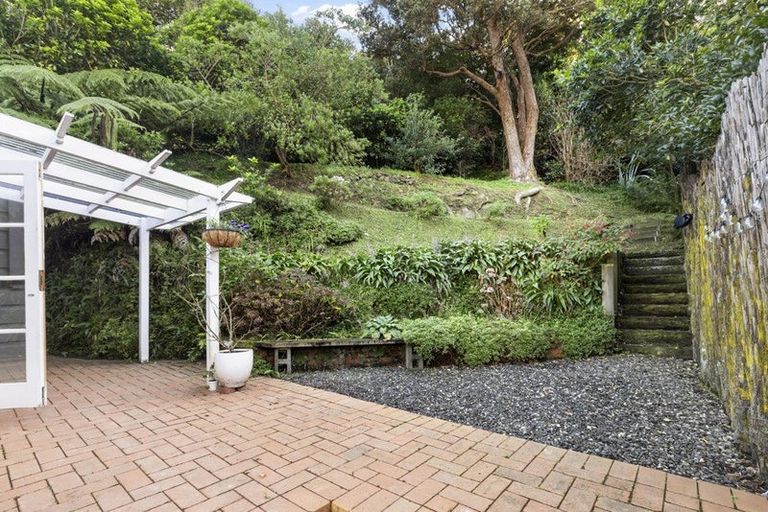 Photo of property in 7 Busaco Road, Hataitai, Wellington, 6021