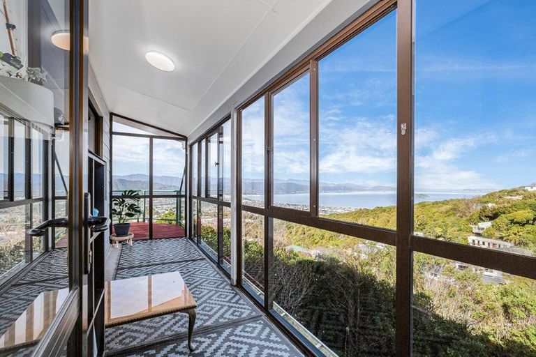 Photo of property in 280 Maungaraki Road, Maungaraki, Lower Hutt, 5010