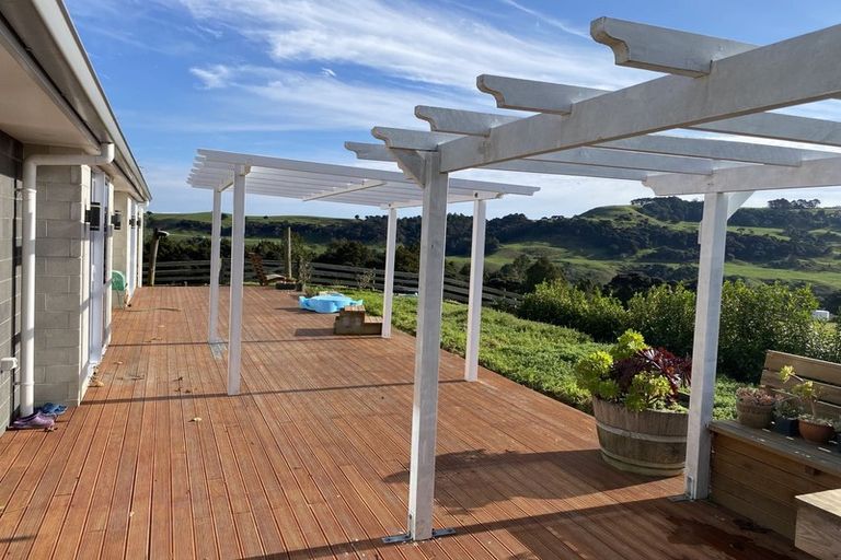 Photo of property in 221 Taylor Road, Waimauku, 0882