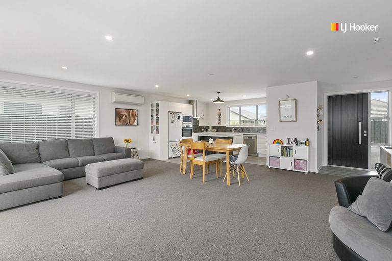 Photo of property in 7 Anderton Crescent, Mosgiel, 9024