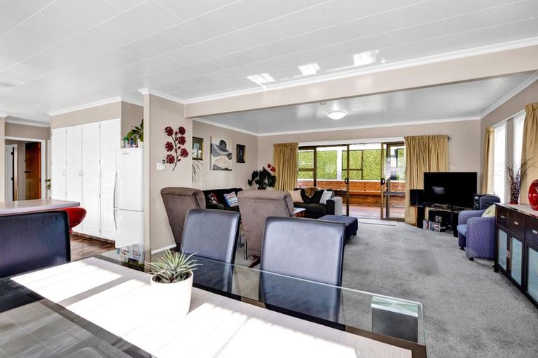 Photo of property in 31 Kamahi Avenue, Hawera, 4610