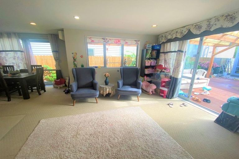 Photo of property in 177 Porchester Road, Takanini, 2112