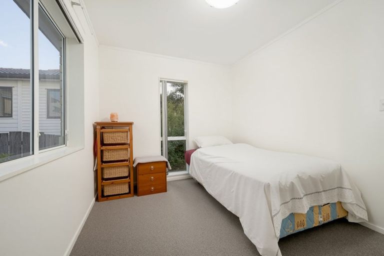 Photo of property in 9 Wattle Road, Sunnyvale, Auckland, 0612