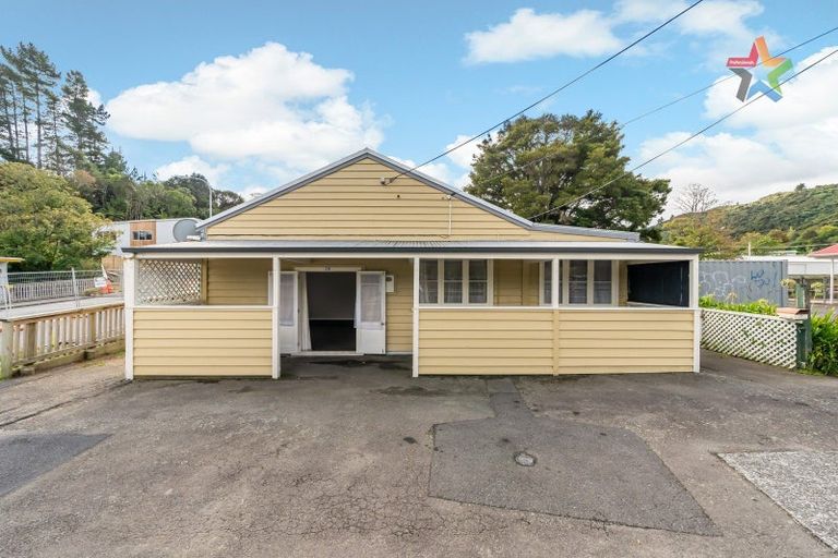 Photo of property in 19 Moores Valley Road, Wainuiomata, Lower Hutt, 5014