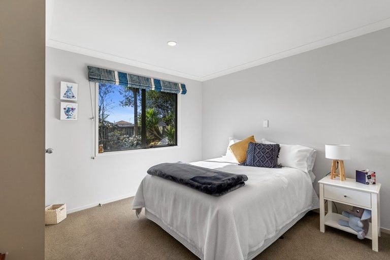 Photo of property in 40 Cranbrook Place, Rototuna North, Hamilton, 3210