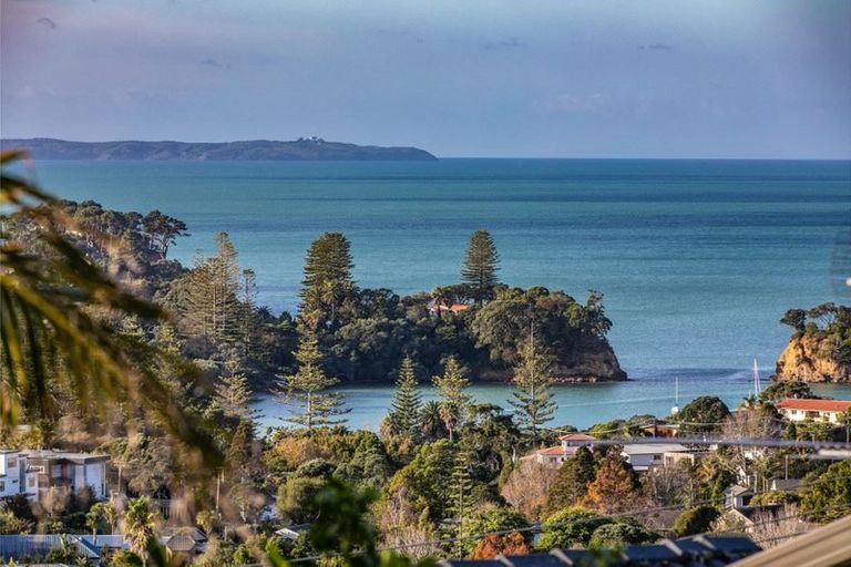 Photo of property in 13 Deep Creek Road, Torbay, Auckland, 0630