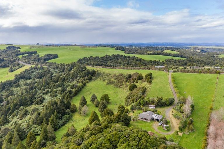 Photo of property in 1064 Pungaere Road, Waipapa, 0295