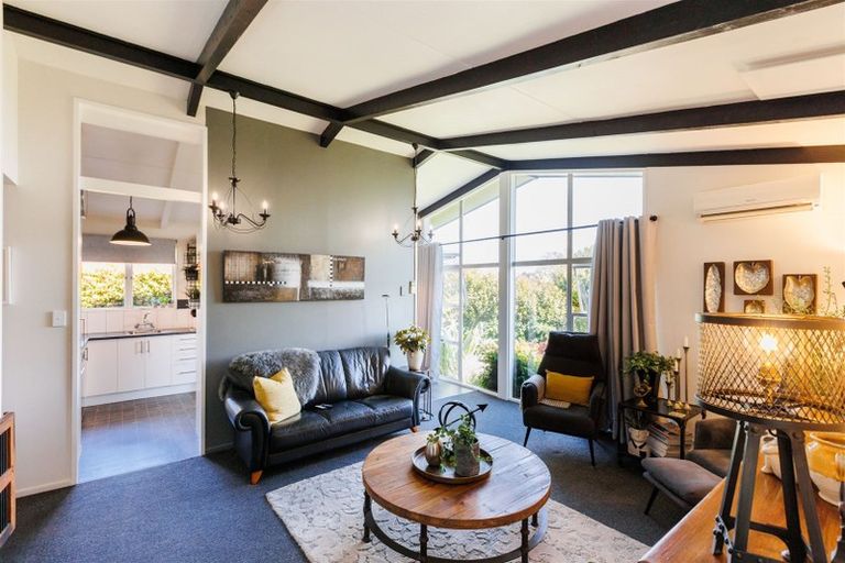 Photo of property in 7 Dampier Avenue, Awapuni, Palmerston North, 4412