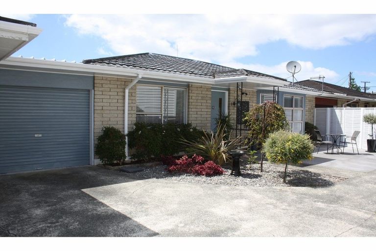 Photo of property in 92 Kamo Road, Kensington, Whangarei, 0112