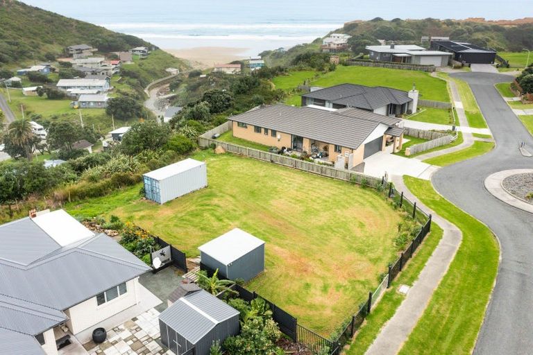 Photo of property in 49 Sunset Drive, Baylys Beach, 0377