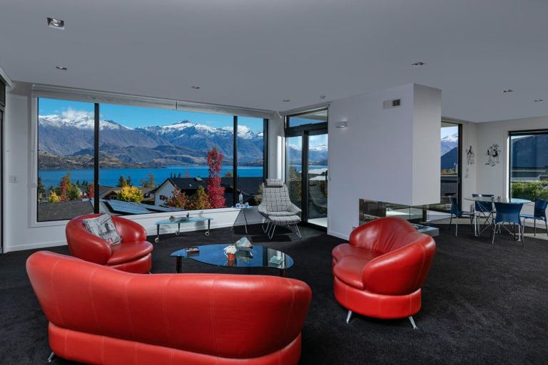 Photo of property in 47 Forest Heights, Wanaka, 9305