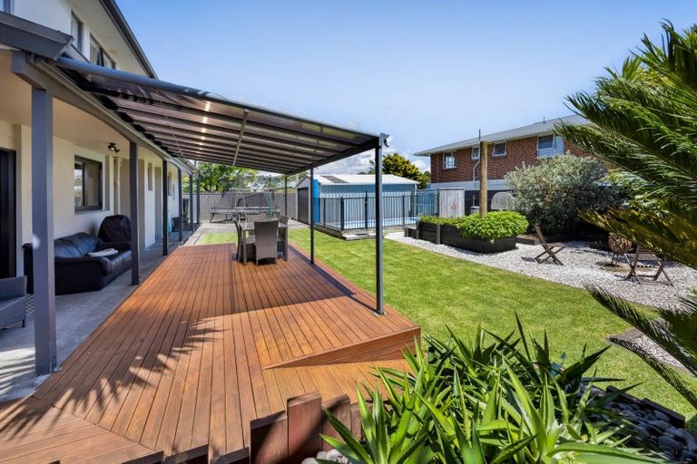 Photo of property in 164 Tukapa Street, Westown, New Plymouth, 4310