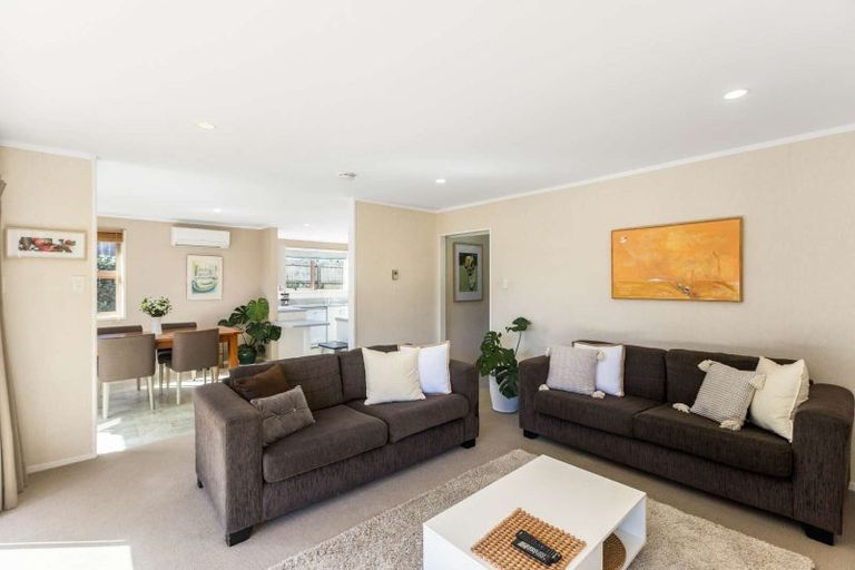 Photo of property in 32 Colum Place, Bucklands Beach, Auckland, 2014