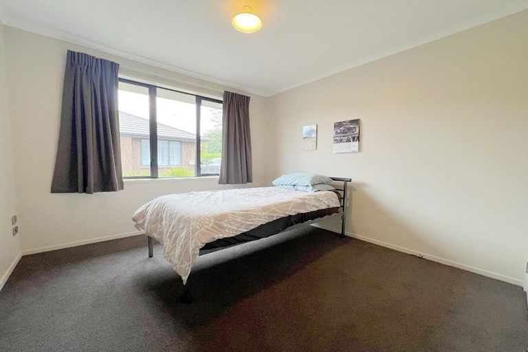 Photo of property in 2/108 Old Farm Road, Hamilton East, Hamilton, 3216