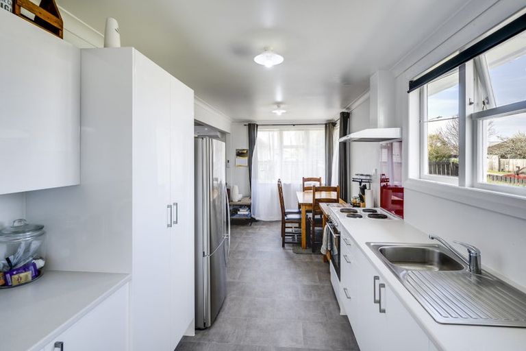 Photo of property in 1122 Jellicoe Street, Mayfair, Hastings, 4122