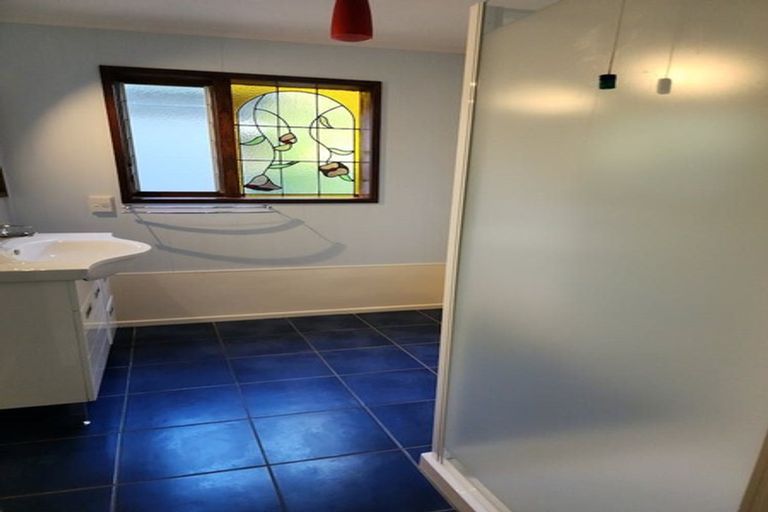 Photo of property in 30 Crest Road, Akatarawa, Upper Hutt, 5372